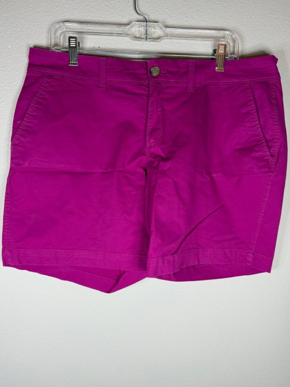 Old Navy Magenta Shorts Women’s Size 12 | Chino | Bright Pink/Magenta | Summer